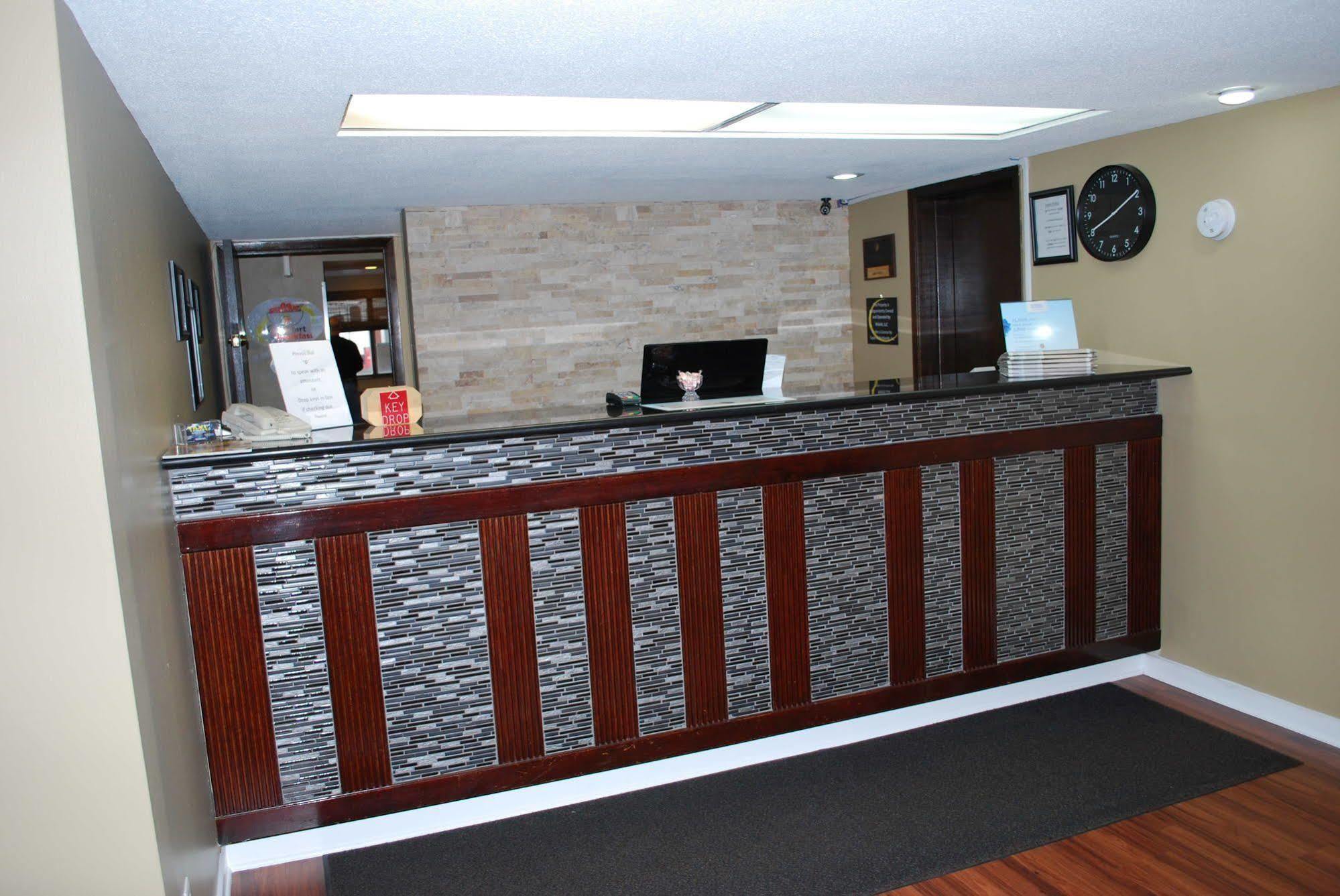 Super 8 By Wyndham Eau Claire Wi Hotel Kültér fotó